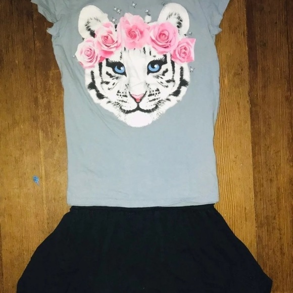 🌸 🐅 Girls Tiger Outfit 🐅 🌸 - Picture 2 of 6